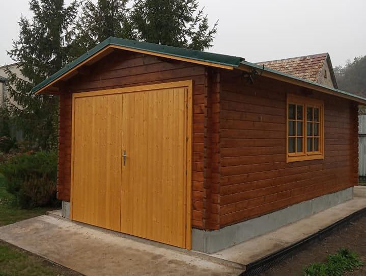 Drevená garáž A